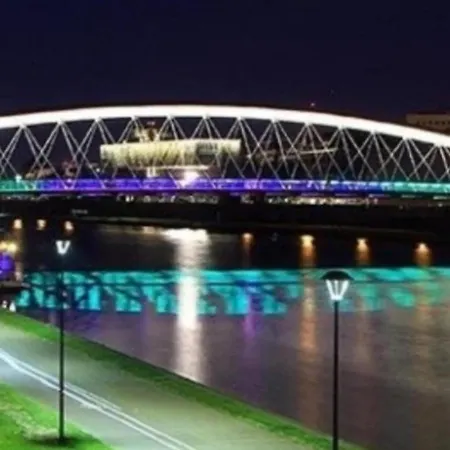 Apartmán 20 - Ghetto Heroes Square